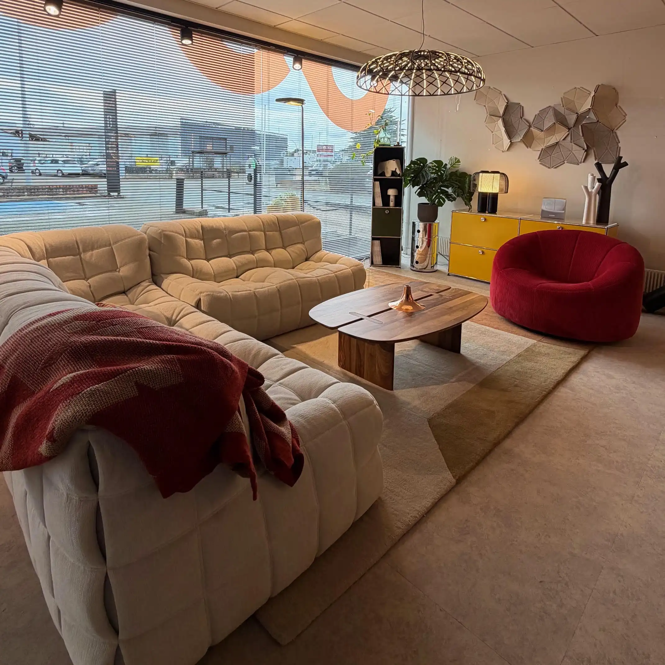 showroom-2
